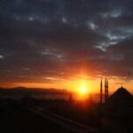 Sedekah Subuh: Gaya Hidup yang Menenangkan dan Membahagiakan